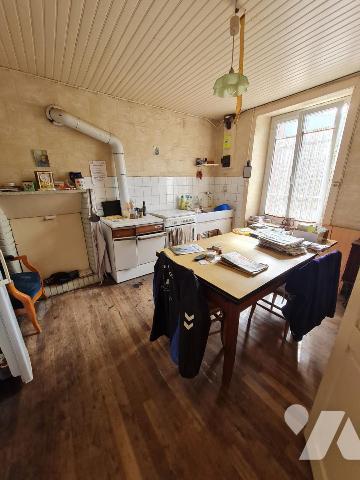 À Vendre à Plumieux Maison de bourg à rénover 