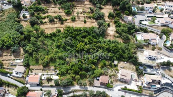 Terrains à vendre de 3160 m² FALICON (06)