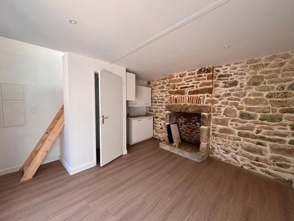 LORIENT : Maison en pierre rénovée avec jardin