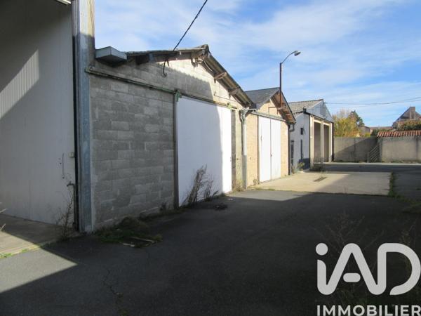 Immeuble à vendre 900 m² Saint-Amand-sur-Sèvre