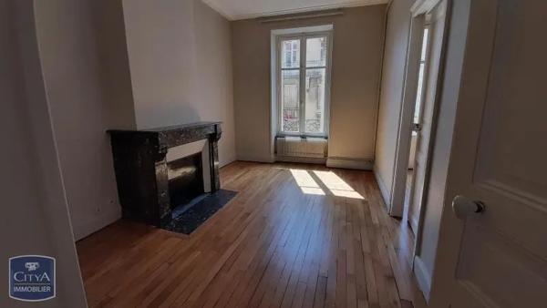Appartement à louer 3 pièces 61.76m²