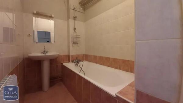 Appartement à louer 3 pièces 61.76m²