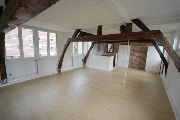 Appartement 1 pièce(s) 49.77 m²