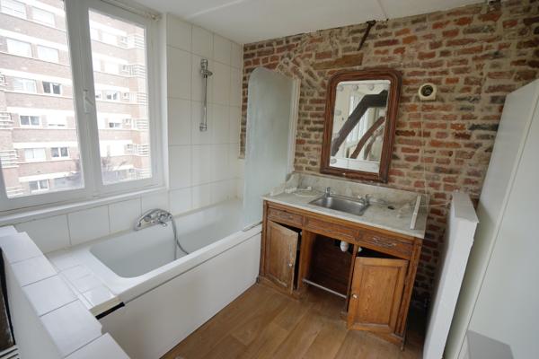 Appartement 1 pièce(s) 49.77 m²