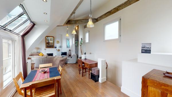 Grand appartement en dernier étage