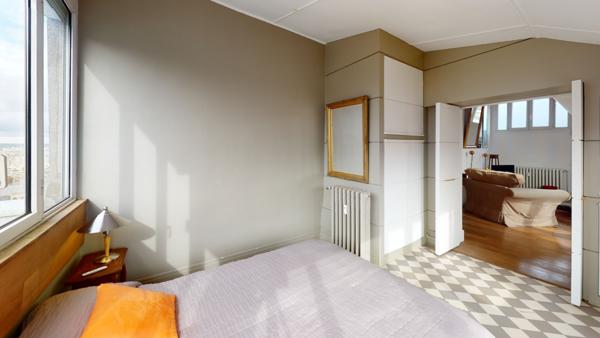 Grand appartement en dernier étage