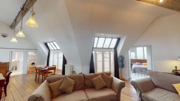 Grand appartement en dernier étage