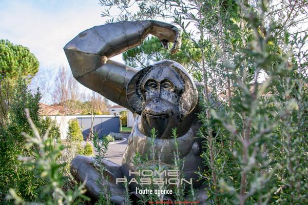 BREUILLET - SUPERBE MAISON MODERNE AVEC PISCINE