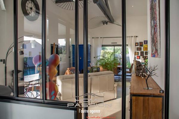 BREUILLET - SUPERBE MAISON MODERNE AVEC PISCINE