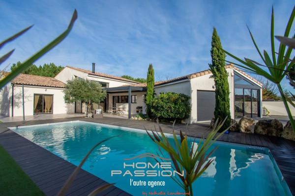 BREUILLET - SUPERBE MAISON MODERNE AVEC PISCINE