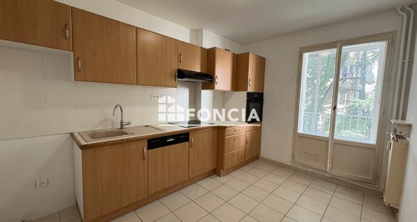 Location Appartement 3 pièces 63.97 m² - Cavaillon 84300