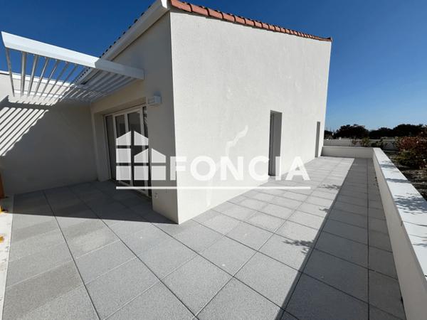 Location Appartement 3 pièces 70.55 m² - Port Saint Louis Du Rhone 13230