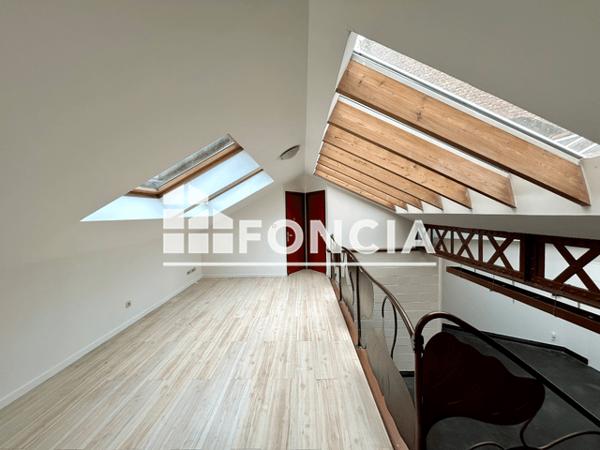 Location Appartement 4 pièces 148.86 m² - Lille 59000