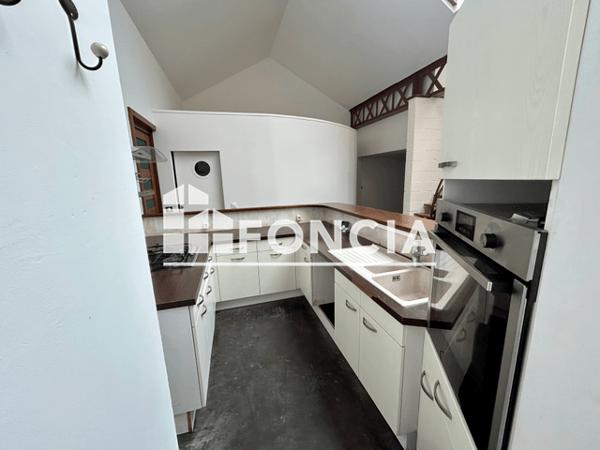 Location Appartement 4 pièces 148.86 m² - Lille 59000