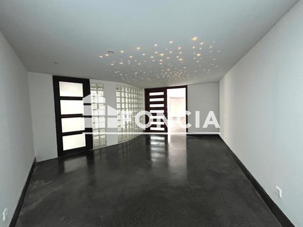 Location Appartement 4 pièces 148.86 m² - Lille 59000