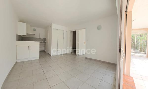 Appartement à vendre 3 pièces avec terrasse et parking Bormes les Mimosas (83)