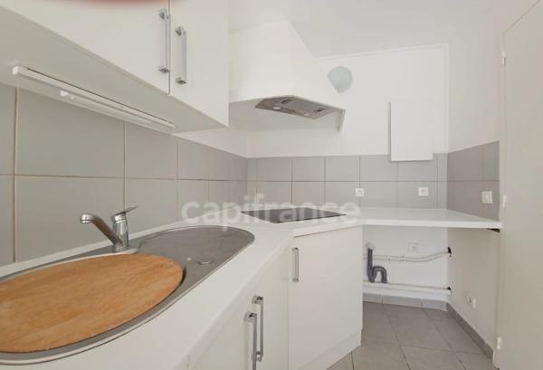 Appartement à vendre 3 pièces avec terrasse et parking Bormes les Mimosas (83)