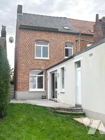 En exclusivité chez votre notaire !
Charmante Maison de ville semi-mitoyenne au centre de Stee...