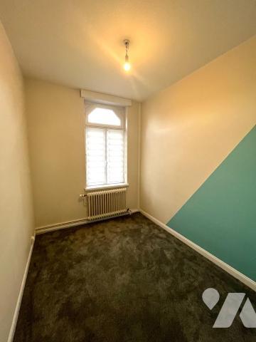 En exclusivité chez votre notaire !
Charmante Maison de ville semi-mitoyenne au centre de Stee...