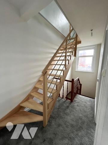 En exclusivité chez votre notaire !
Charmante Maison de ville semi-mitoyenne au centre de Stee...