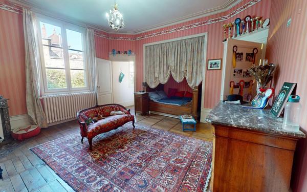 Maison à vendre    9 pièces •  Bar-le-Duc