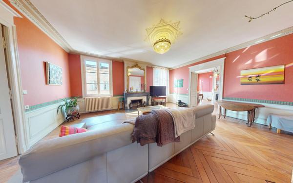 Maison à vendre    9 pièces •  Bar-le-Duc