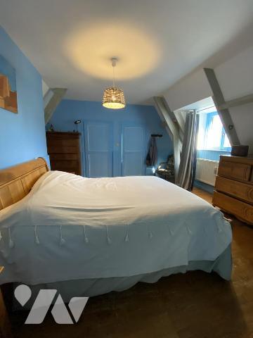 BERLES-MONCHEL - Jolie maison individuelle type longère, en pierres blanches