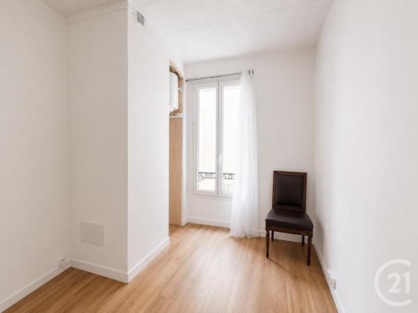 à vendre  1 pièce - 9 m 2   PARIS  - 75016