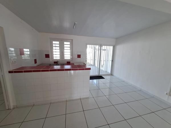 Maison à vendre 5 pièces KOUROU (973)