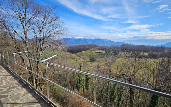 Maison à vendre    4 pièces • 135 m2 Voiron