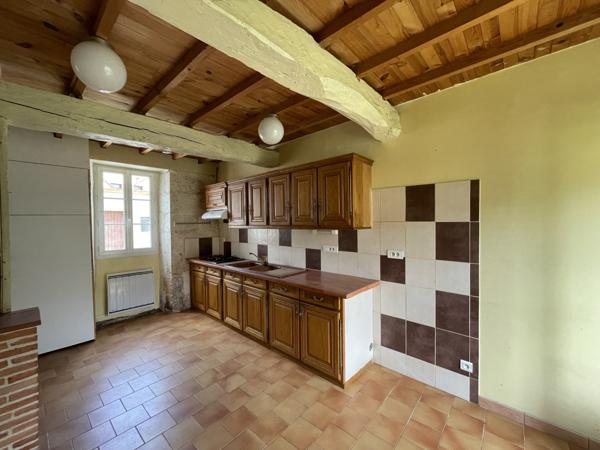 Mauvezin (32120) Exclusivité : Maison de village de 106m2, T4 + bureau, jardin, garage