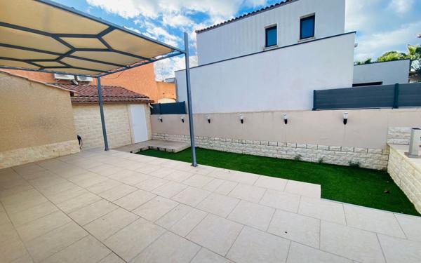 Maison à louer    4 pièces •  Villeveyrac