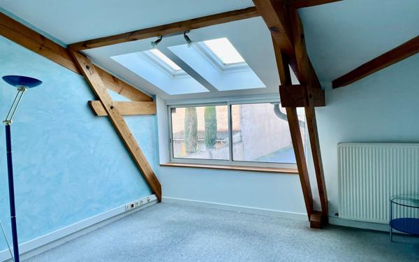 Appartement à vendre    3 pièces • 163 m2 Castres