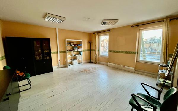 Appartement à vendre    3 pièces • 163 m2 Castres
