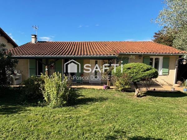 Maison plain pied de 94m2 sur parcelle arborée de 533m2.