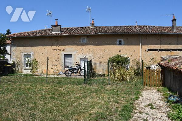 ENSEMBLE IMMOBILIER LES ADJOTS