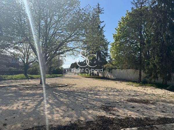 Roullet St Estèphe – Maison très belles prestations – Beaux volumes