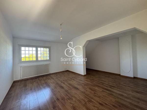 Roullet St Estèphe – Maison très belles prestations – Beaux volumes