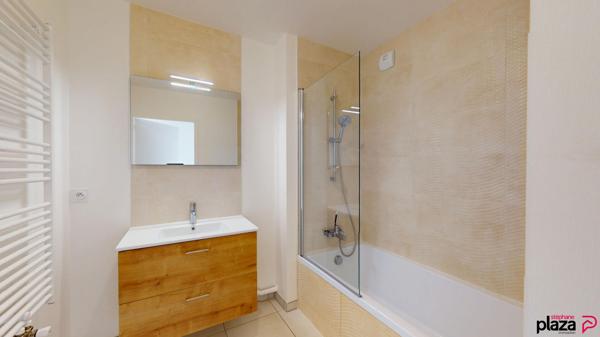 Appartement 4 pièces 80.03 m2