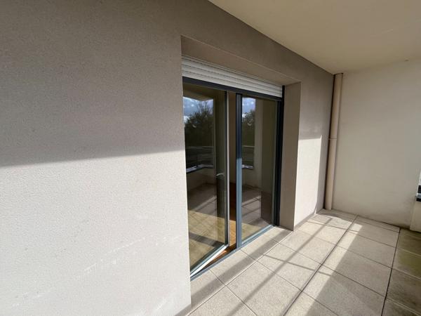 SAINT HERBLAIN bourg  appartement 2 chambres, terrasse plein sud, parking en sous-sol sécurisé