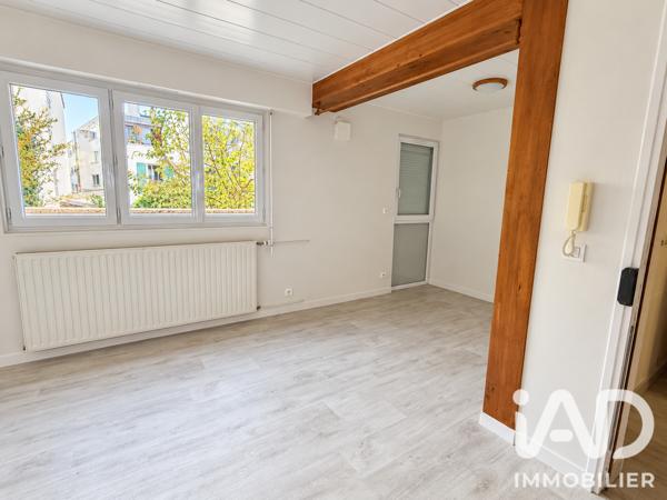 Immeuble à vendre 210,31 m² Suresnes