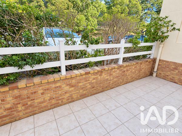 Immeuble à vendre 210,31 m² Suresnes