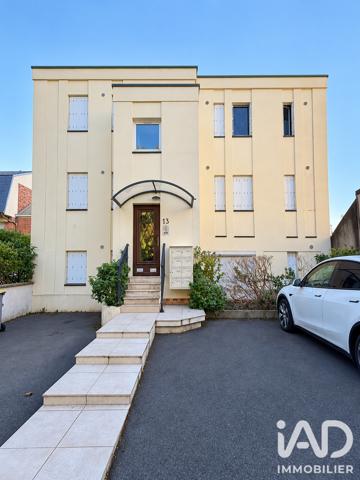 Immeuble à vendre 210,31 m² Suresnes