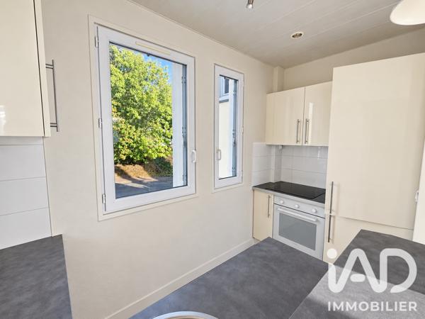 Immeuble à vendre 210,31 m² Suresnes