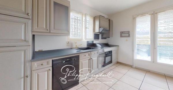 Maison T4 et appartement T2  les Avenières