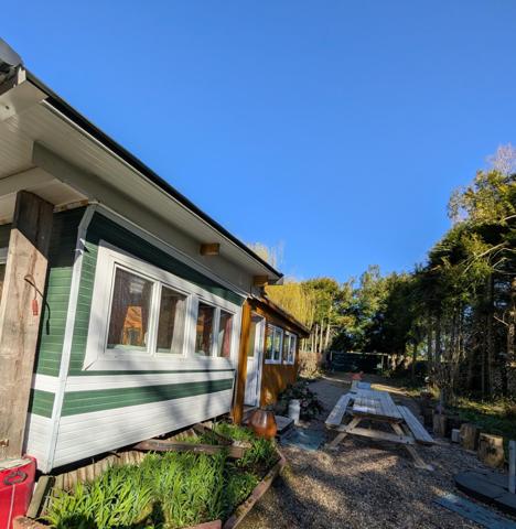 TERRAIN DE LOISIR AVEC MOBIL HOME ET ETANG