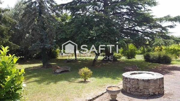 Propriété en pierre de 197m² avec terrain constructible de 4180m²