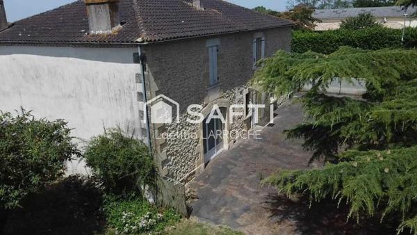 Propriété en pierre de 197m² avec terrain constructible de 4180m²