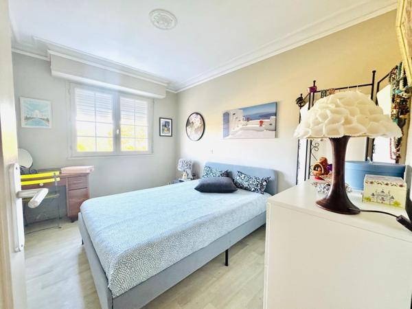 Maison spacieuse rénovée 175m² avec jardin