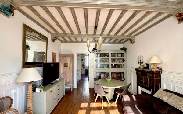 Appartement à vendre    3 pièces • 70,39 m2 Asnières-sur-Seine